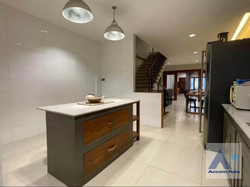 รูป 🔼🔽 AccomA 📩 Fully Furnished 2 BR Townhouse in Chong Nonsi (AA41836) - รูปที่ 6/17