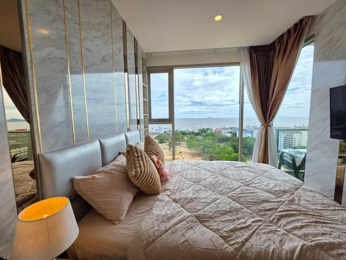 The Riviera Jomtien ขายคอนโดหรูพัทยา 1 ห้องนอน ชั้นสูง วิวทะเล