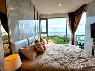 ขายคอนโด : The Riviera Jomtien ขายคอนโดหรูพัทยา 1 ห้องนอน ชั้นสูง วิวทะเล