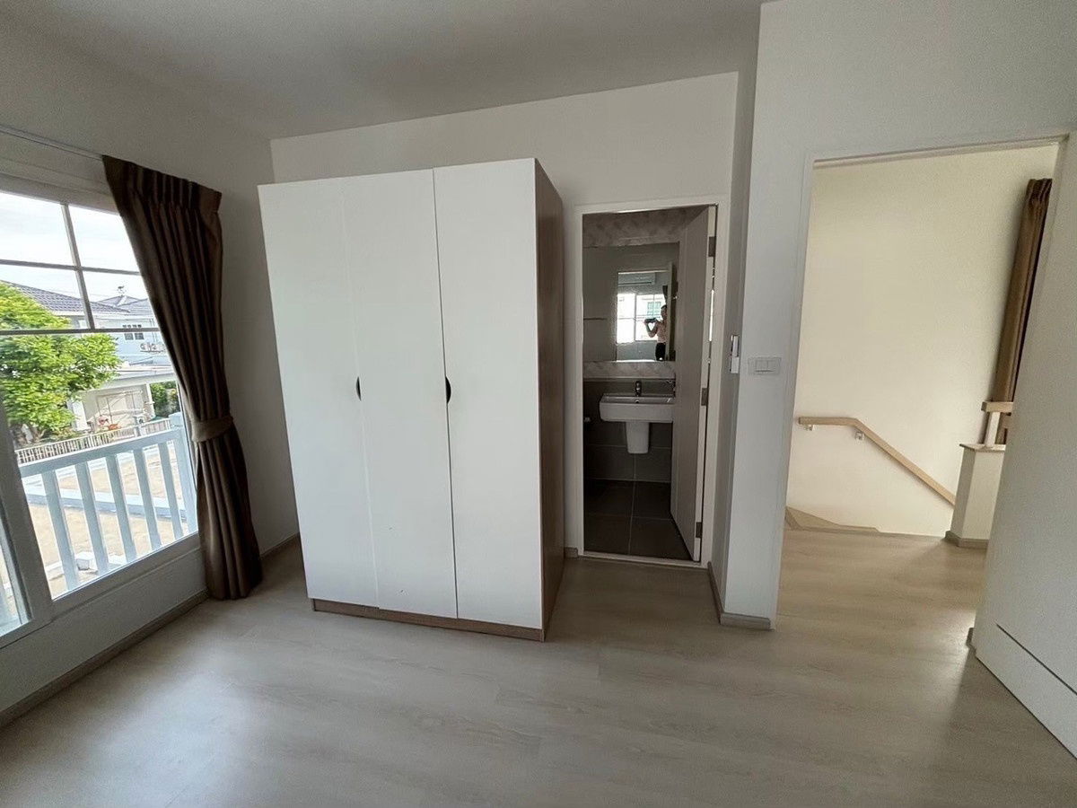 picture WS5471 [Rent] Sivalee Srinakarin - Romklao ✈️ ARL Hua Mak 💰 Rent only 28,000 baht/month - 13/17