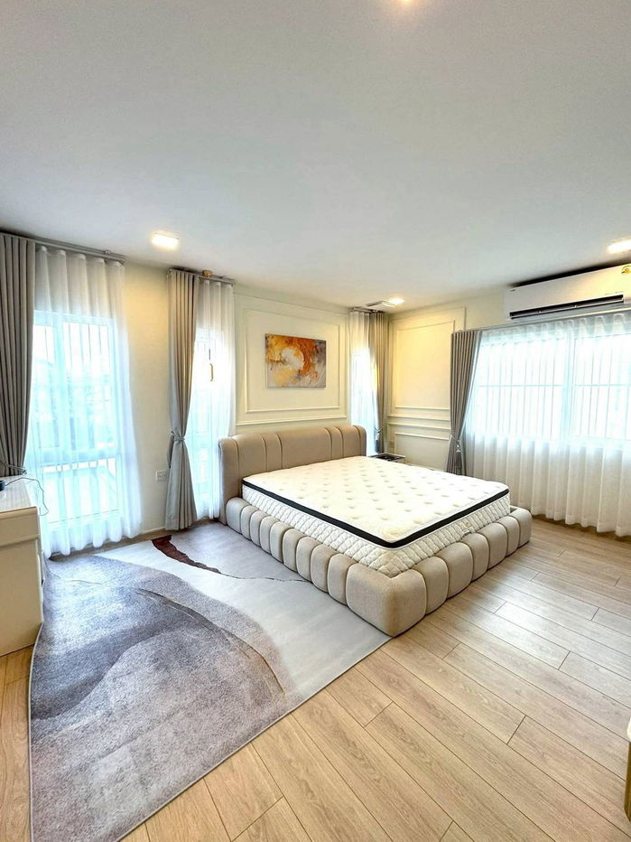 รูป ให้เช่า บ้านเดี่ยว Pool Villa – Villaggio3 ศรีนครินทร์–บางนา บ้านพูลวิลล่า เฟอร์ครบ พร้อมเข้าอยู่ - รูปที่ 9/12