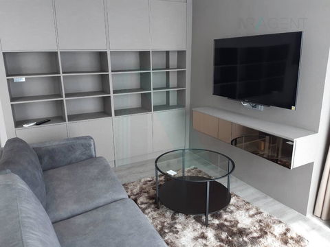 ให้เช่าคอนโด เดอะ สกาย สุขุมวิท อาคาร E ชั้น 16 Duplex ขนาด 52.00 ตรม ใกล้ โรงเรียนนานาชาติ เบิร์คลีย์ บางนา