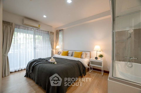 2-BR Condo at The Seed Musee Sukhumvit 26 near BTS Phrom Phong (ID 1573887)