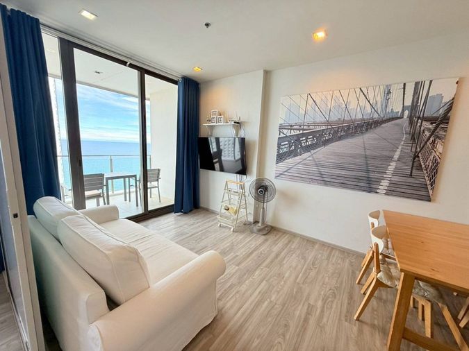 ลดพิเศษเหลือเพียง 5.39 ล้าน เท่านั้น (จากราคาปกติ 6.xx ล้าน) #บ้านปลายหาดพัทยาคอนโด 1 ห้องนอน 1 ห้องน้ำ ขนาด 54ตรม. ตกแต่งสวย วิวทะเล ต่างชาติซื้อได้