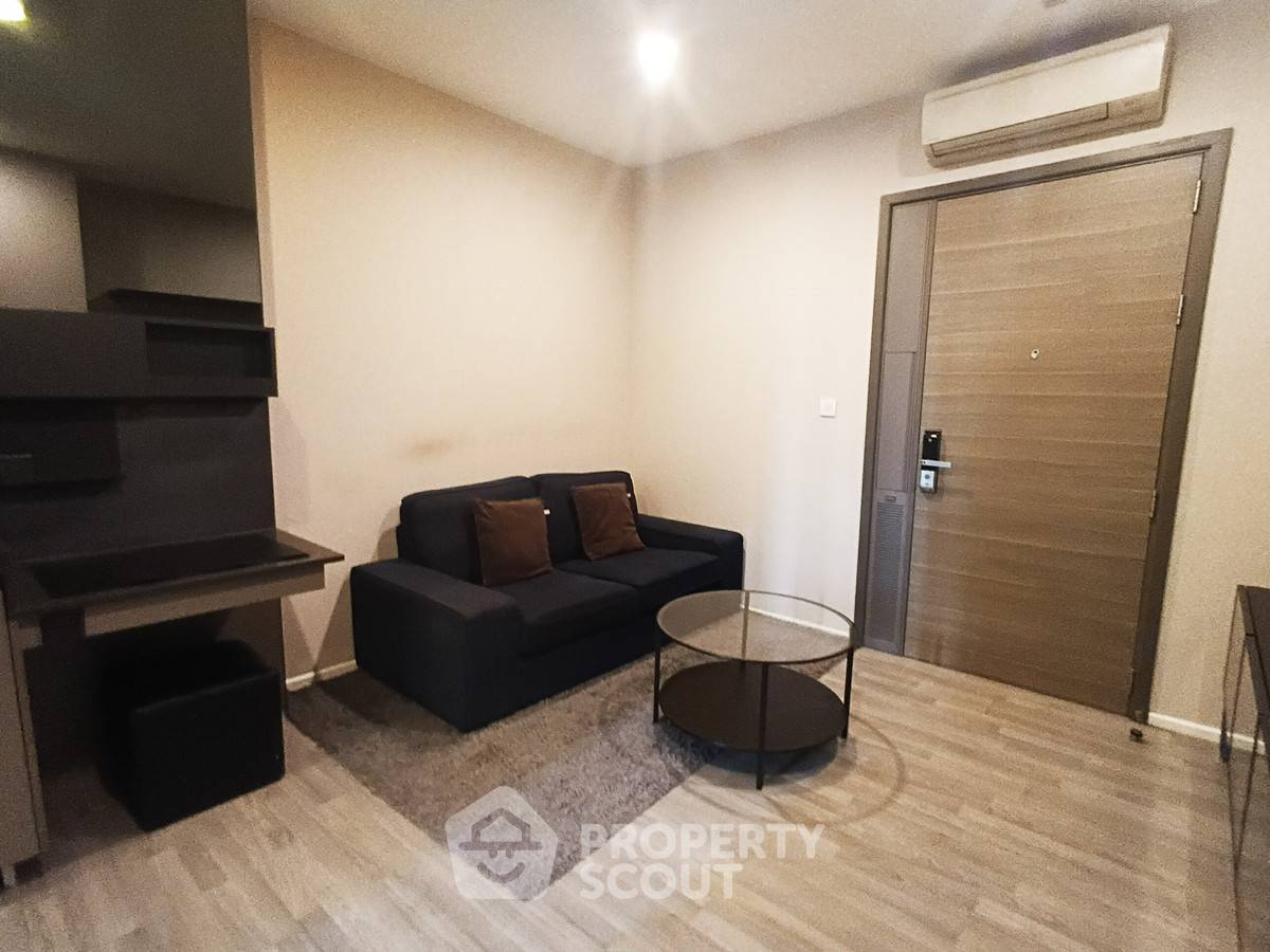 picture 1-BR Condo at The Room Sukhumvit 69 near BTS Phra Khanong (ID 2409739) - 6/15