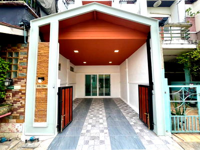 ทาวน์โฮม กรุงเทพมหานคร : ทาวน์เฮาส์ วัดเกาะ เพิ่มสิน รีโนเวทใหม่ หมู่บ้านมารวย 1 ถนนพหลโยธิน54/1 ซอย4 แยก 30 นัดชมเลย 085-318-6868 