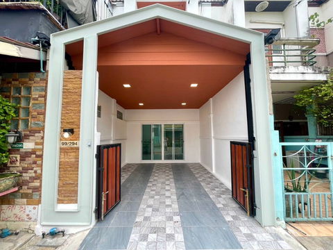 ทาวน์เฮาส์ วัดเกาะ เพิ่มสิน รีโนเวทใหม่ หมู่บ้านมารวย 1 ถนนพหลโยธิน54/1 ซอย4 แยก 30 นัดชมเลย 085-318-6868