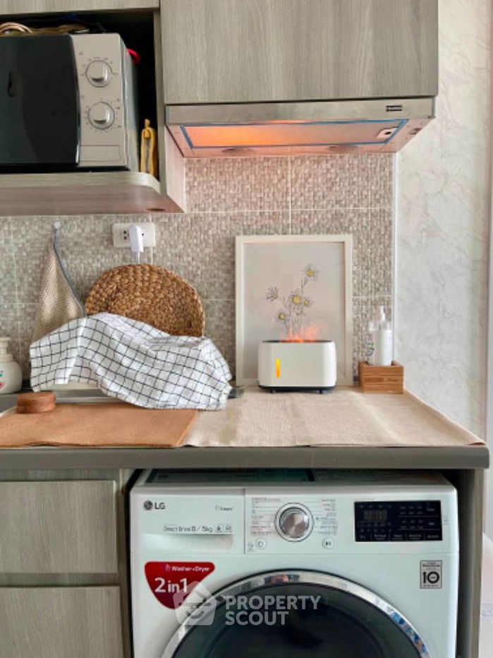 picture 1-BR Condo at Ideo Mobi Grand Interchange Bangsue near MRT Tao Poon (ID 1242570) - 3/15