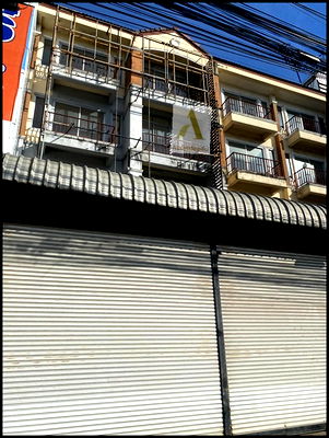 เช่าอาคารพาณิชย์ นนทบุรี : AC031 ให้เช่าอาคารพาณิชย์ ตึก 4.5 ชั้น 2 ห้อง ติดถนนย่านราชพฤกษ์ ใกล้วงเวียนพระราม5