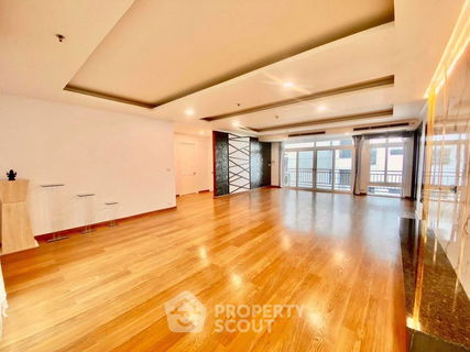 รูปภาพ 3-BR Condo at Wattana Suite Condominium near BTS Nana (ID 1495893)