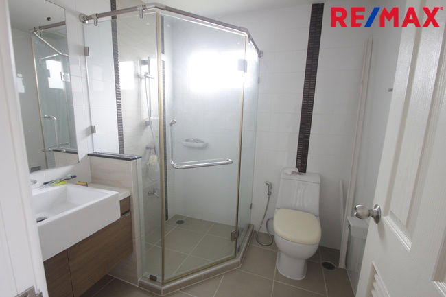 รูป บ้านเดี่ยวภัสสรเพชรเกษม ปิ่นเกล้า สาย4 บ้านใหม่ตกแต่งพร้อมเฟอร์ แอร์ บ้านพร้อมอยู่ 61.9วา ขายต่ำกว่าทุน ต่อรองได้ - รูปที่ 19/33