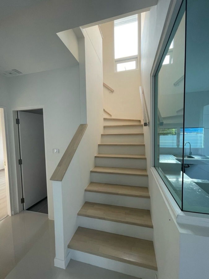 picture WS5471 [Rent] Sivalee Srinakarin - Romklao ✈️ ARL Hua Mak 💰 Rent only 28,000 baht/month - 10/17