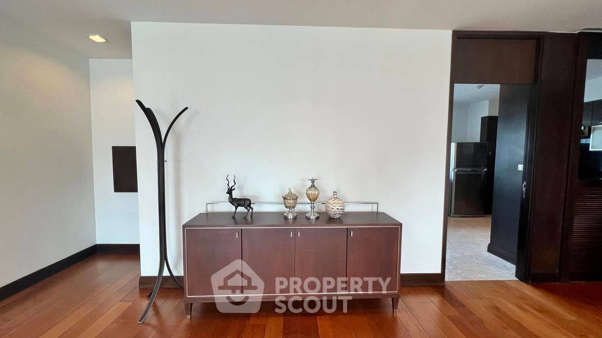 รูป คอนโด 4-ห้องนอน ที่ รอยัล เรสซิเดนท์ พาร์ค ใกล้ BTS เพลินจิต (ID 1896136) - รูปที่ 11/19