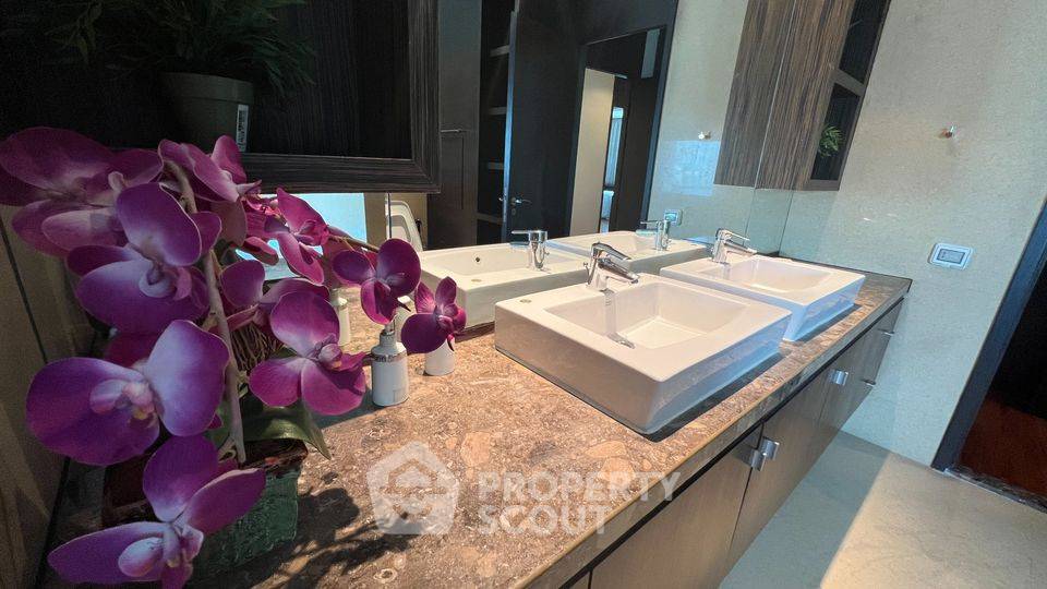 รูป คอนโด 4-ห้องนอน ที่ รอยัล เรสซิเดนท์ พาร์ค ใกล้ BTS เพลินจิต (ID 1896136) - รูปที่ 15/19