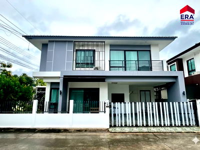 บ้านเดี่ยว นิคมอาร์ไอแอล : บ้านเดี่ยวหัวมุมแต่งครบ The Home บ้านฉาง ระยอง ใกล้สุขุมวิท