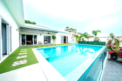 Houses for rent Taolo Road : Siam royal view Pattaya 150,000/month