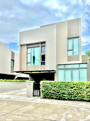 บ้านแฝดให้เช่า : บ้านกลางเมือง ดิ อิดิชั่น สุขุมวิท-อ่อนนุช (Baan Klang Mueng The Edition Sukhumvit-Onnut) อยู่ซอยอ่อนนุช 70/1 เขตประเวศ