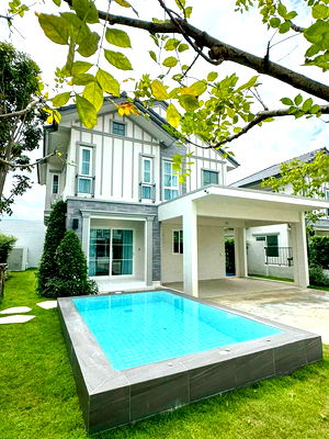 Houses for rent Bang Plee Samut Prakarn : 𝐅𝐨𝐫 𝐑𝐞𝐧𝐭: 𝐏𝐨𝐨𝐥 𝐕𝐢𝐥𝐥𝐚 – 𝐕𝐢𝐥𝐥𝐚𝐠𝐠𝐢𝐨 𝟑 𝐒𝐫𝐢𝐧𝐚𝐤𝐚𝐫𝐢𝐧–𝐁𝐚𝐧𝐠𝐧𝐚 Luxury 4-bedroom Pool Villa—Fully furnished, 