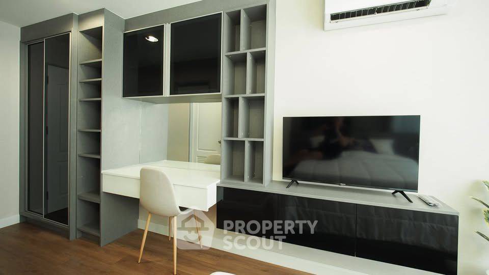 picture 4-BR Condo at The Fine @ River Condominium near BTS Saphan Taksin (ID 2111876) - 7/13