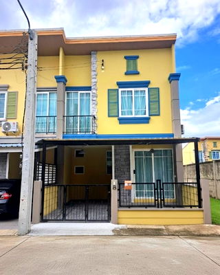 ทาวน์โฮม นนทบุรี : ขายบ้าน โกลเด้นทาวน์รัตนาธิเบศร์หลังมุม