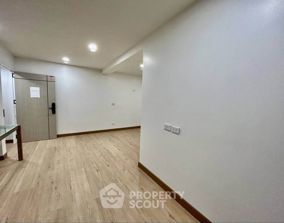 รูป คอนโด 2-ห้องนอน ที่ อีสท์ วูด พาร์ค คอนโดมิเนียม ใน สวนหลวง (ID 2147833) - รูปที่ 6/10