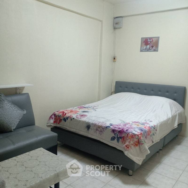 picture 1-BR Condo at Wangkasem Condotown Condominium in Bang Phai (ID 469917) - 5/10