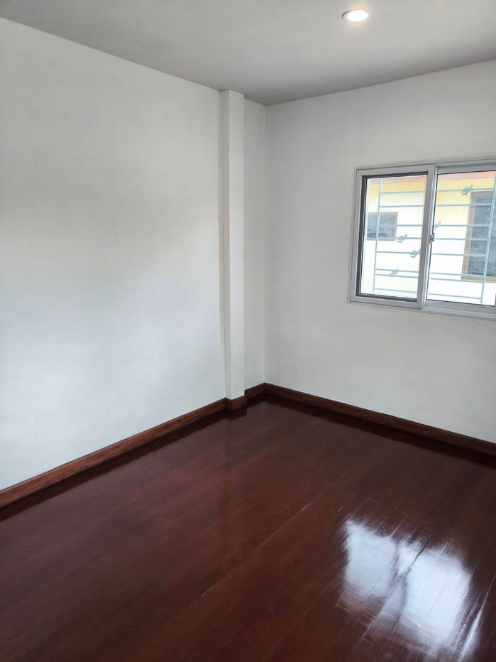 รูป ขายบ้านแฝด 37 ตร.ว #รีโนเวทใหม่พร้อมอยู่ #ใกล้สถานีรถไฟฟ้า รามอินทรา กม.4 เพียง 500 เมตร #รีโนเวททุกส่วน สภาพเหมือนบ้านใหม่ พื้นที่ใช้สอยเยอะ - รูปที่ 12/15