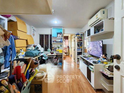 1-BR Condo at Lumpini Ville Cultural Center near MRT Huai Khwang (ID 2414016)