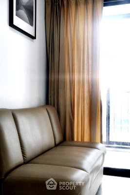 Condos for sale : 1-BR 35 Sqm Condo For Sale At Ideo Ratchada-Huaikwang, 70m to MRT Huai Khwang (ID 1371989)