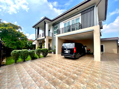 Houses for rent Pornprapanimit Road : For rent pool villa 2-storey Pattaya - Pong 75,000/month 