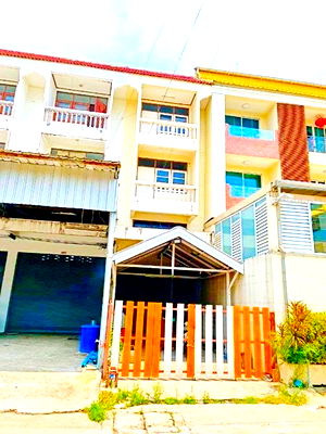 Shophouses for rent Bangkok : Saimai-Sukhaphiban5 Road. Commercial building for rent 3.5-storey 24sq.wa. 264sq.m. 11,998B-M. Sara