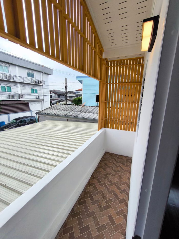 รูป ขายบ้านแฝด 37 ตร.ว #รีโนเวทใหม่พร้อมอยู่ #ใกล้สถานีรถไฟฟ้า รามอินทรา กม.4 เพียง 500 เมตร #รีโนเวททุกส่วน สภาพเหมือนบ้านใหม่ พื้นที่ใช้สอยเยอะ - รูปที่ 15/15