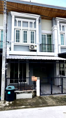 Townhouses for rent Ratchaphruek Road : Rent Golden Town Sathorn 3 bed 2 bath near BTS Wuttakat