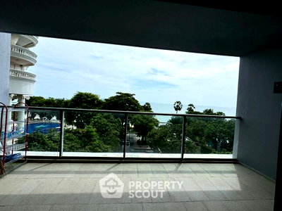 Condos for sale : 2-BR Condo at Zire Wongamat close to Wong Amat (ID 2399684)
