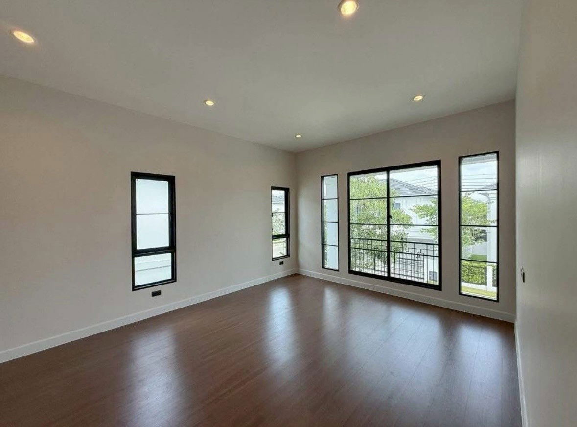 รูป บ้านใหม่มือหนึ่ง ที่ดิน 100 ตารางวา ใกล้สนามบิน มหาวิทยาลัย โรงพยาบาล รถไฟฟ้า ถนนตัดใหม่ จุดขึ้นลงทางด่วน โรงเรียนนานาชาติ {เจ้าของ} ใกล้ถนนใหญ่ - รูปที่ 6/23