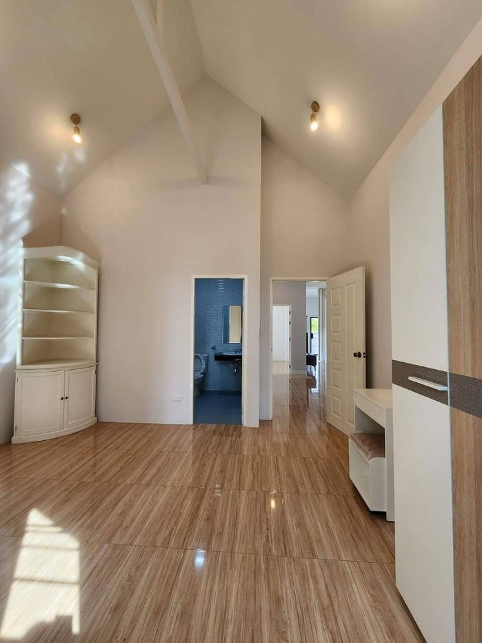 รูป ปล่อยเช่าบ้านใหม่หลังใหญ่ที่ดินกว้างโซนสารภี - หลังเทศบาลขัวมุง ทำเลเยี่ยมบรรยากาศเงียบสงบ ไม่วุ่นวาย ใกล้ถนนใหญ่ หน้าปากซอยมี7-11,ร้านขายของชำ - รูปที่ 14/20