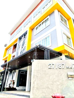 เช่าโฮมออฟฟิศ วิทยาลัยพยาบาลบรมราชชนนีนนทบุรี : ให้เช่าโฮมออฟฟิศ ซอยหมู่บ้านสวัสดิการทหารบกแจ้งวัฒนะ ตรงข้ามเมืองทอง 