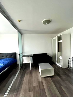 Condos for rent Rangsit-Nakhon Nayok Road : For rent Dcondo Campus Resort Rangsit Nearby Thammasart University.