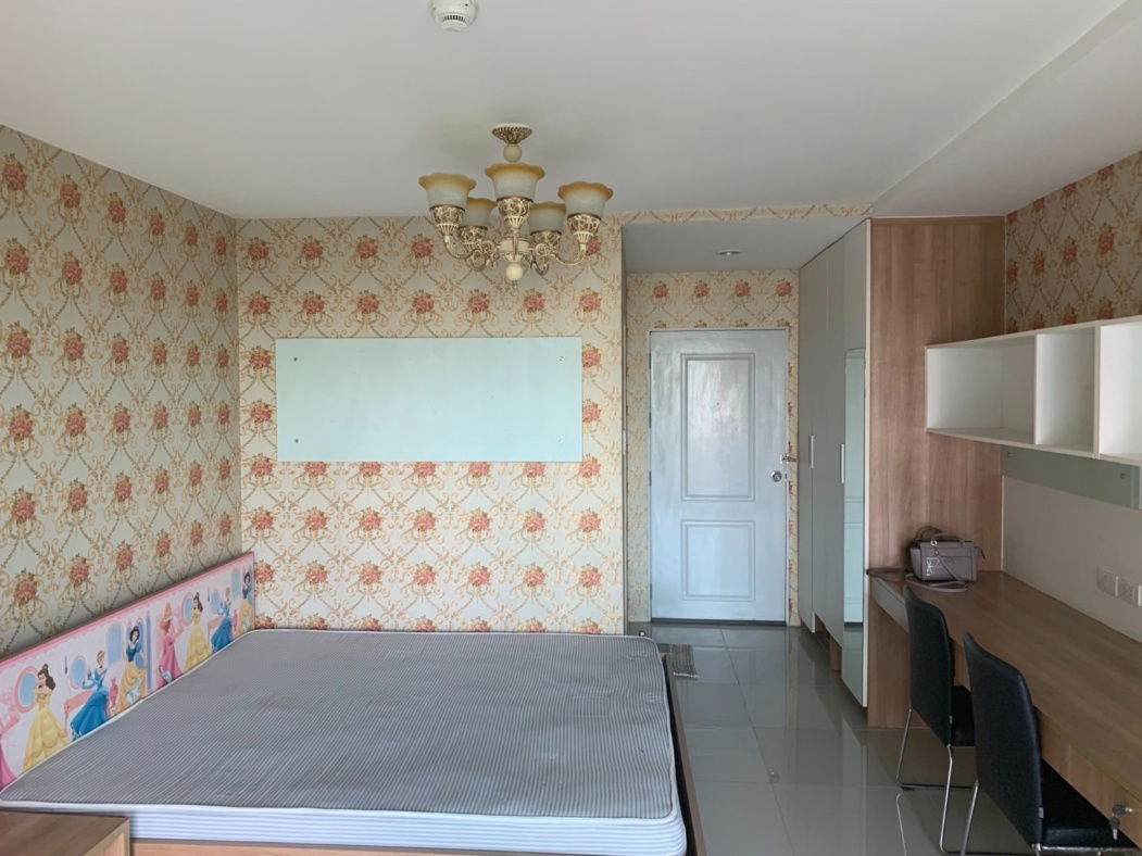 picture Latitude Condo for rent the best price. - 2/14