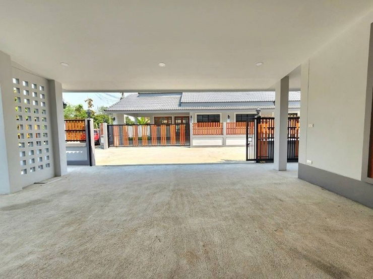 รูป ปล่อยเช่าบ้านใหม่พร้อมเฟอร์ฯ โซนสารภีหลังเทศบาลขัวมุง เดินทางสะดวกมาก หน้าปากซอยมี 7-11 , ตลาดสด - รูปที่ 14/14