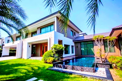 Houses for rent เทสโก้โลตัส บางพลี : OnNut Ring Road 5bed Reduce the rent by 50%Gemo AnthaneeBangna SuanLuang Luxury 2-story Mansion hous