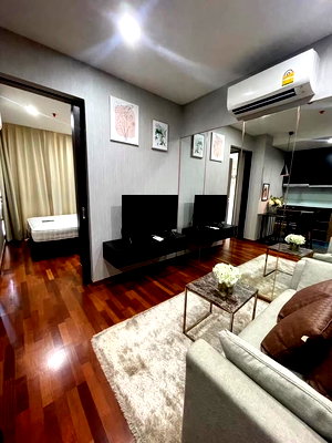 Condos for rent Airport Link Ratchaprarop : Wish Signature Midtown             Siam 