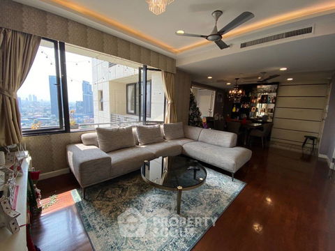 3-BR Condo at Baan Piya Sathorn near MRT Si Lom (ID 789854)