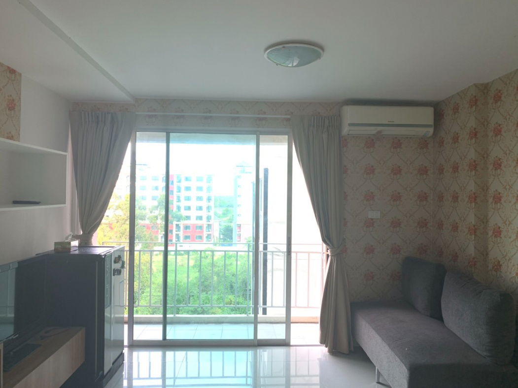 picture Latitude Condo for rent the best price. - 3/14
