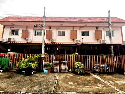Townhouses for sale Song Prapha Road : FOR SALE  TOWNHOUSE PROPERTY  2150000 BAHT.
