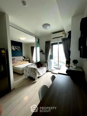 Condos for sale : 1-BR Condo at Chapter One Eco (Ratchada-HuaiKhwang) near MRT Huai Khwang (ID 2414117)