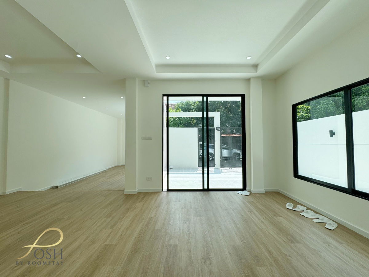 picture Dusitburi Village Located in the Rassada – Samkong area, behind PKRU A high-quality fully renovated semi-detached two-storey house in modern style - 20/43