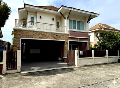 บ้านเดี่ยวให้เช่า : 📢ให้เช่า หมู่บ้าน ปิยวัฒน์ลากูน่าแอนด์การ์เด้น อ่างศิลา  #HR0043