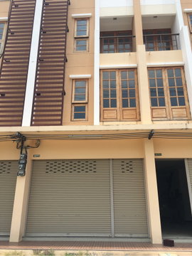 ให้เช่า อาคารพาณิชย์ 4 ชั้น มีลิฟท์  ในเมืองทองแจ้งวัฒนะอิมแพค