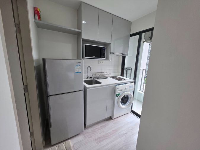 Studio condo for rent, 21 sqm, IDEO Mobi Sathorn